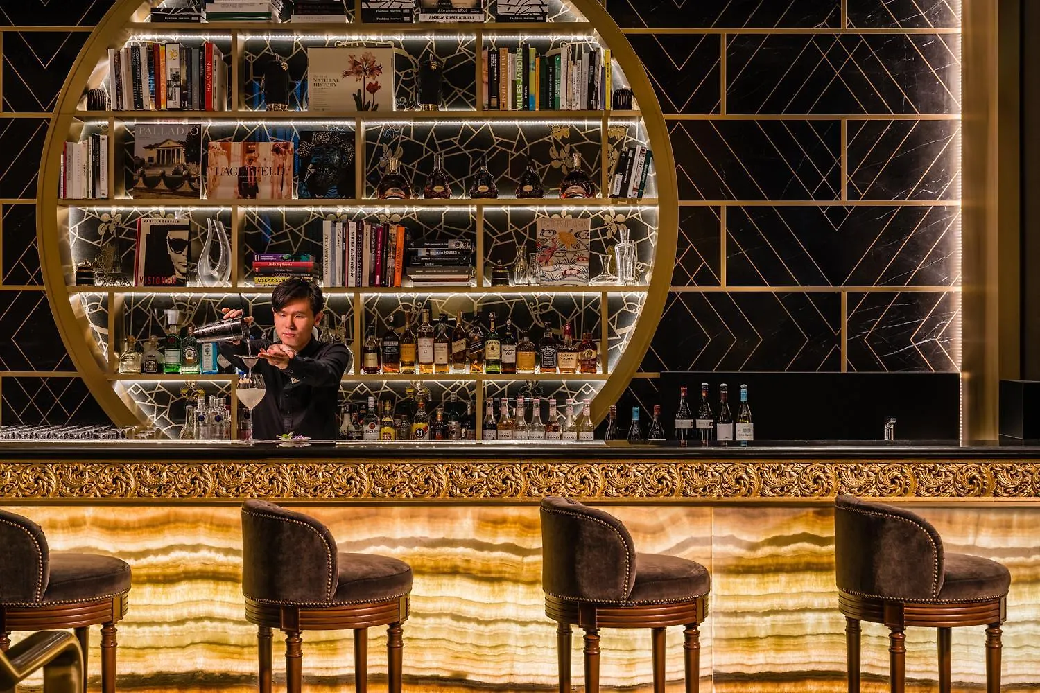 Hotel The Karl Lagerfeld Macao 5*,