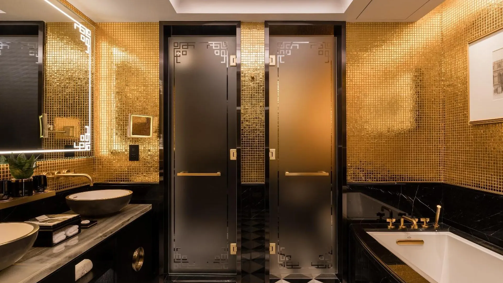 Отель The Karl Lagerfeld Макао 5*,